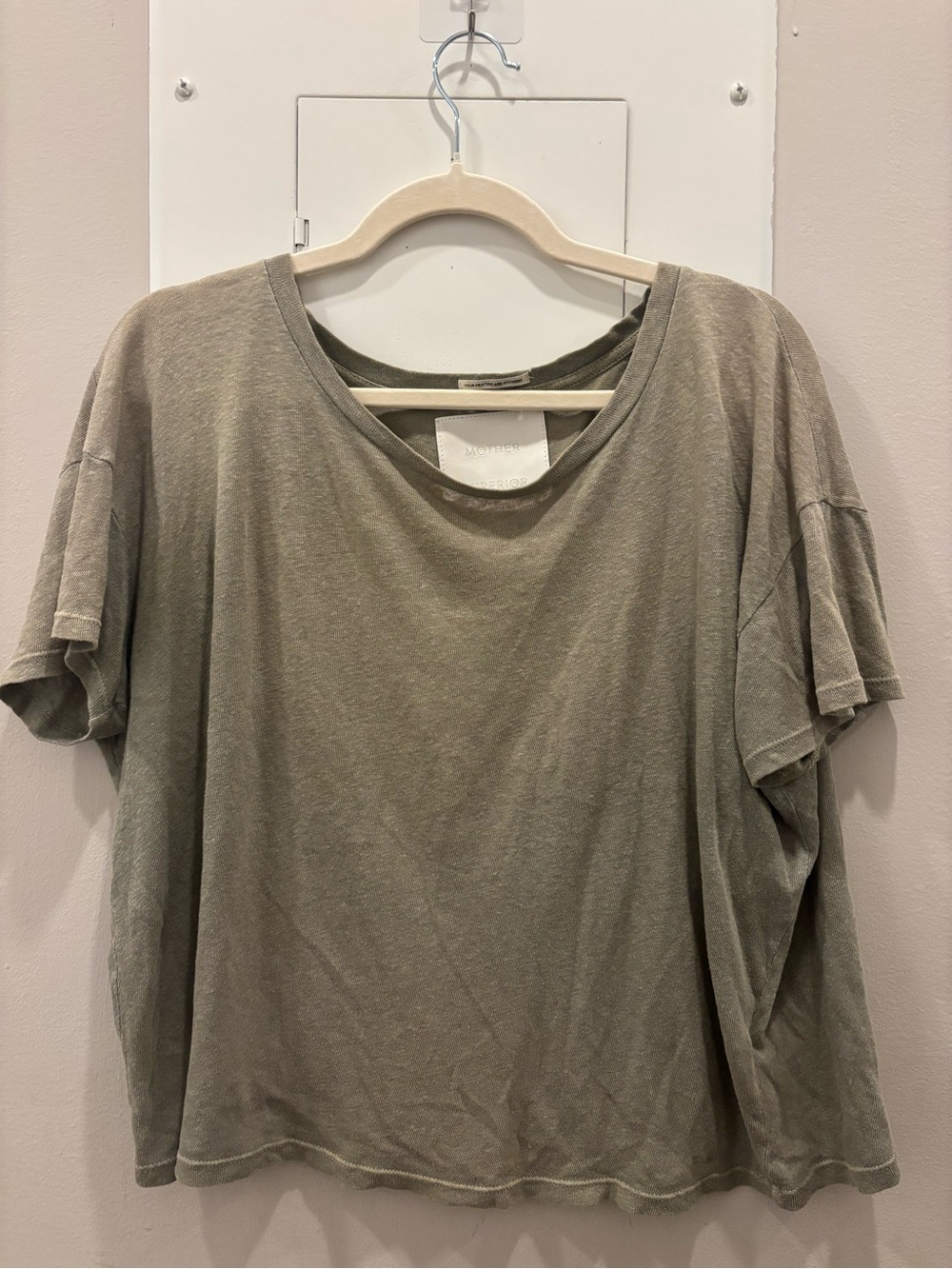 Mother Boxy Short Sleeve Tee in Olive